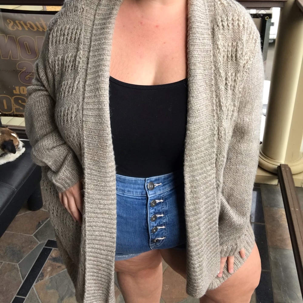 Beige cardigan with gold flecks